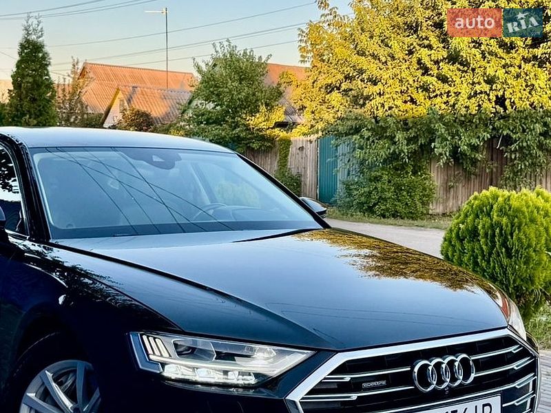 Седан Audi A8 2018 в Днепре