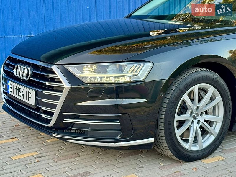 Седан Audi A8 2018 в Дніпрі