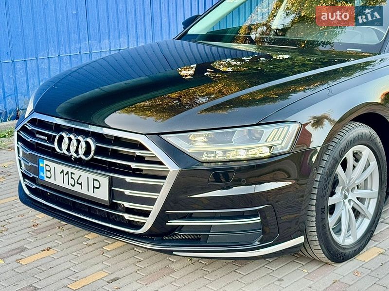 Седан Audi A8 2018 в Дніпрі