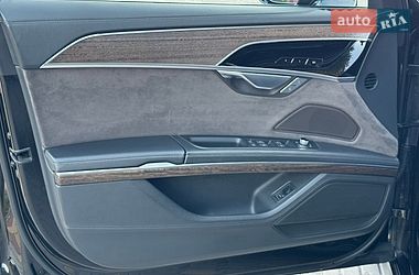 Седан Audi A8 2018 в Днепре