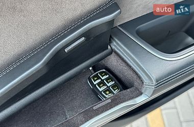 Седан Audi A8 2018 в Днепре