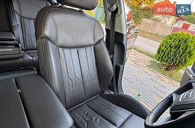 Седан Audi A8 2018 в Днепре