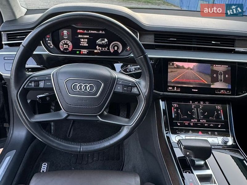 Седан Audi A8 2018 в Днепре