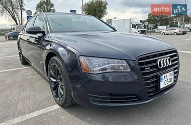 Седан Audi A8 2013 в Києві