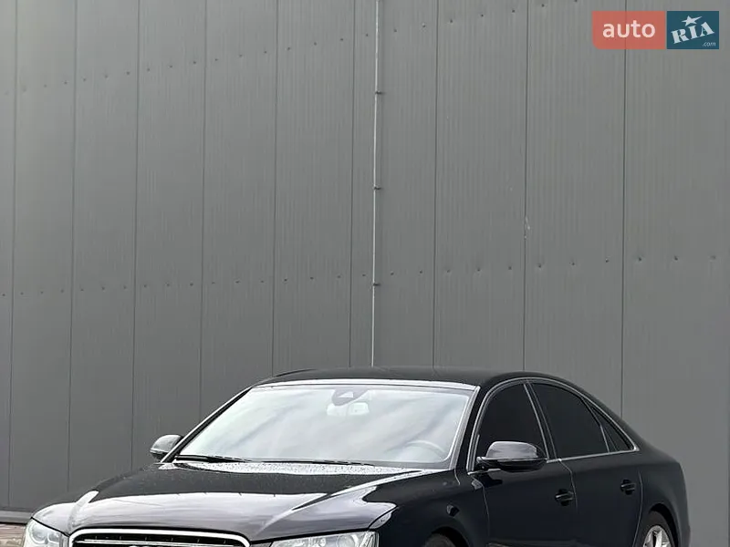 Audi A8 2012