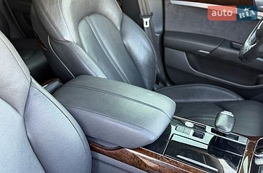Седан Audi A8 2012 в Тернополі