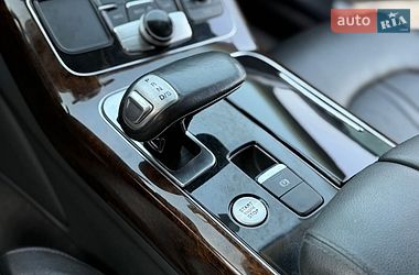 Седан Audi A8 2012 в Тернополі