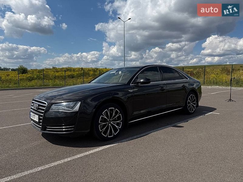 Седан Audi A8 2012 в Рівному