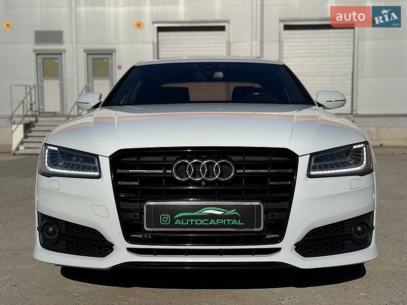 Седан Audi A8 2017 в Києві