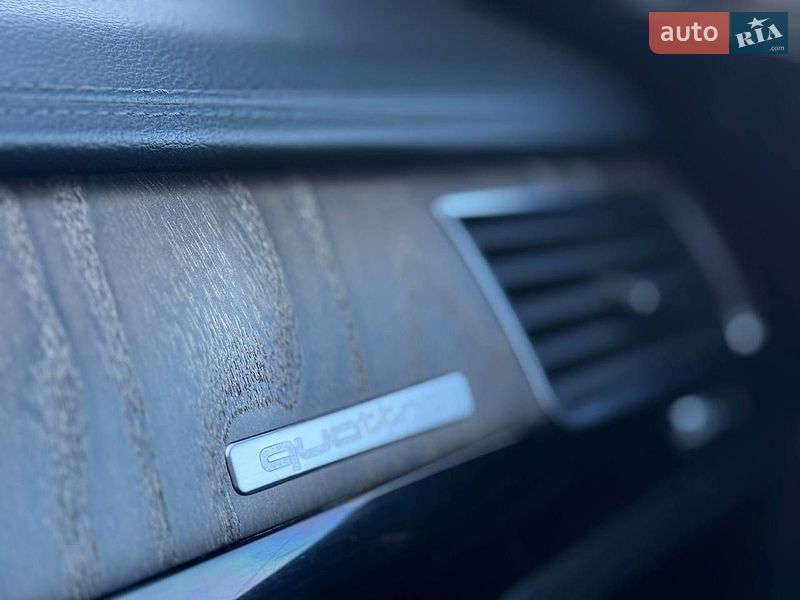 Седан Audi A8 2017 в Києві