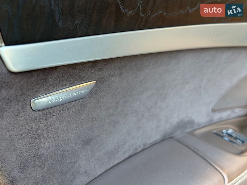 Седан Audi A8 2013 в Киеве