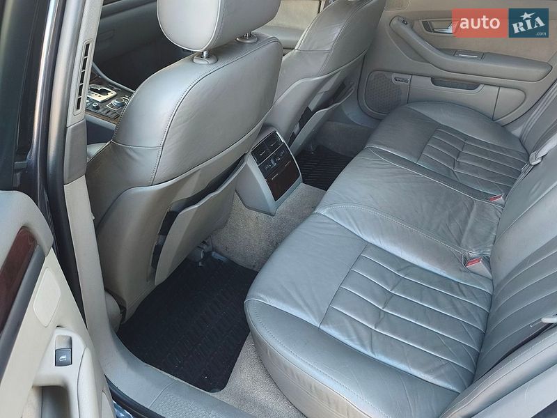 Седан Audi A8 2003 в Запорожье
