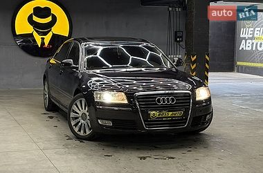 Седан Audi A8 2008 в Чернівцях