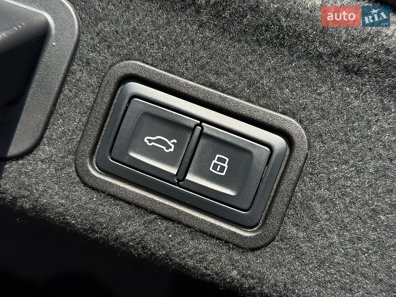 Седан Audi A8 2014 в Кривом Роге фото 22 Седан Audi A8 2014 в Кривом Роге