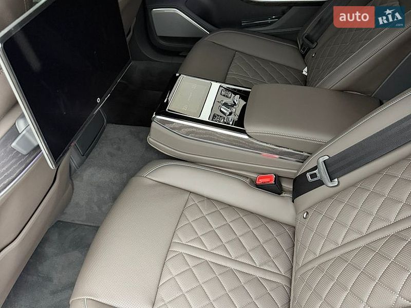 Седан Audi A8 2026 в Києві фото 16 Седан Audi A8 2026 в Києві