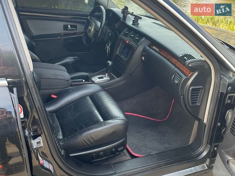 Седан Audi A8 2001 в Белой Церкви
