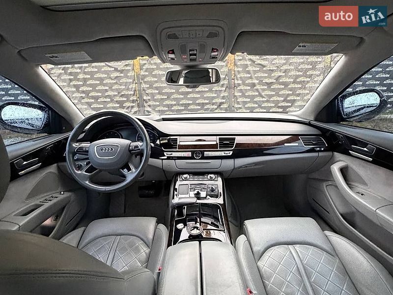 Седан Audi A8 2017 в Киеве