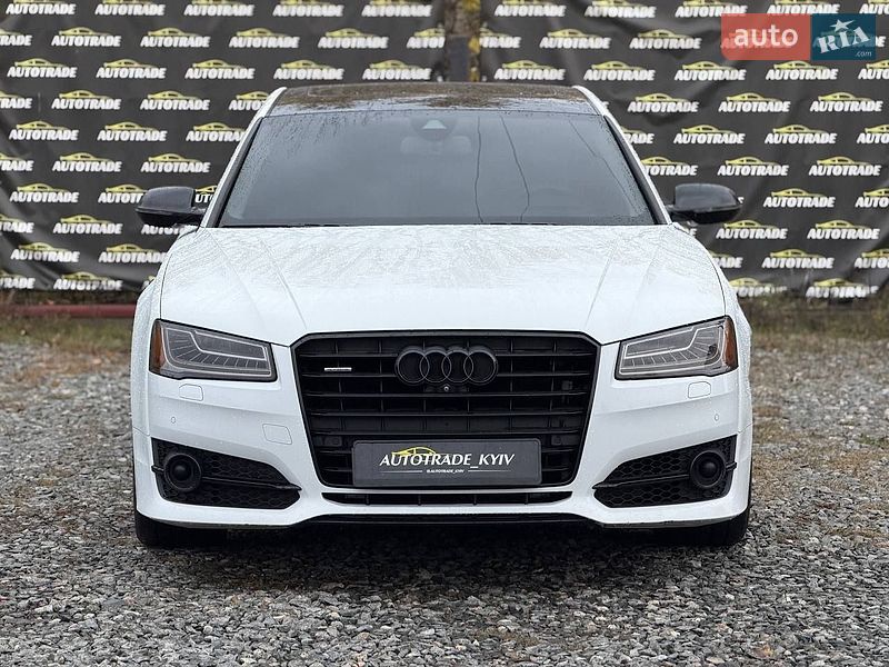 Седан Audi A8 2017 в Киеве