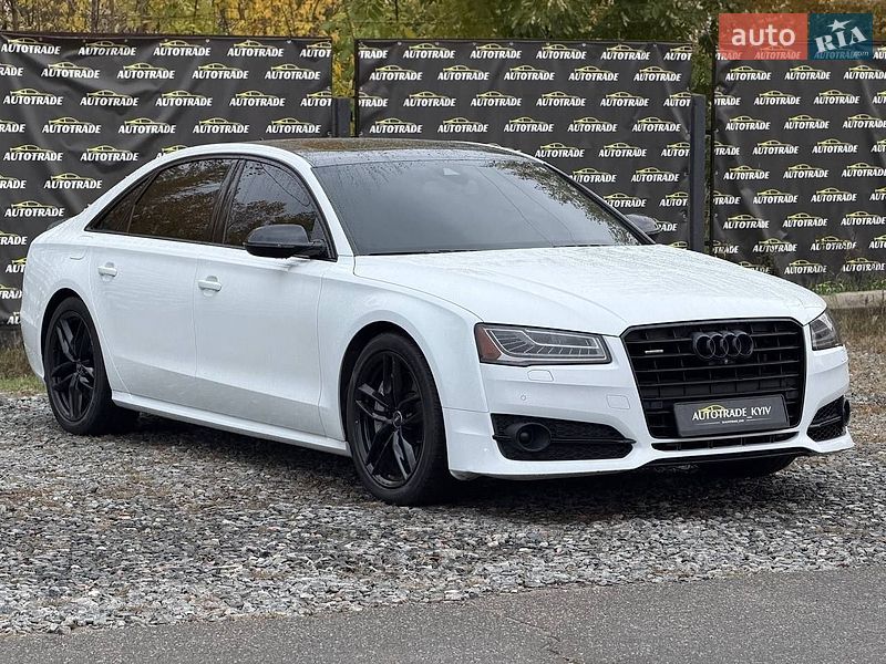 Седан Audi A8 2017 в Киеве
