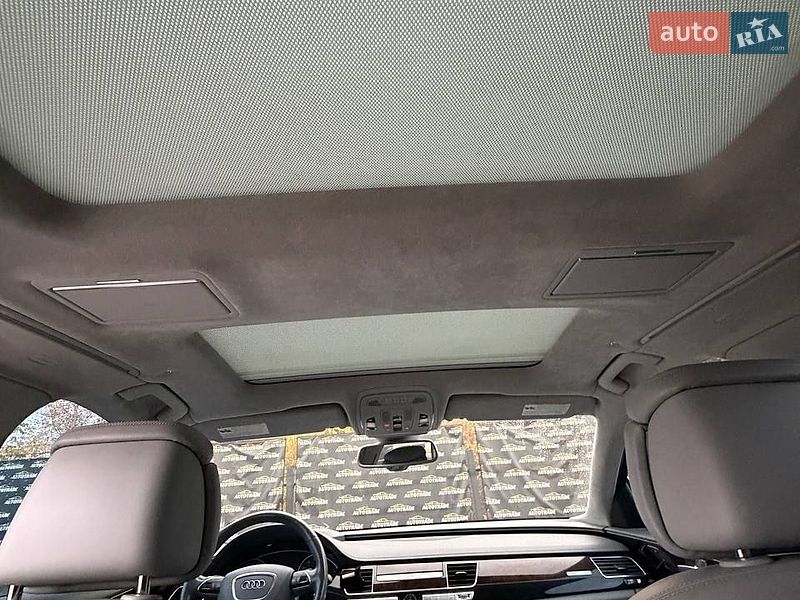 Седан Audi A8 2017 в Киеве