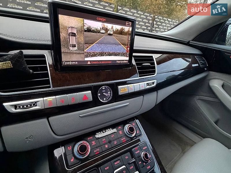 Седан Audi A8 2017 в Киеве
