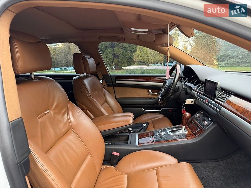 Седан Audi A8 2008 в Жовтих Водах