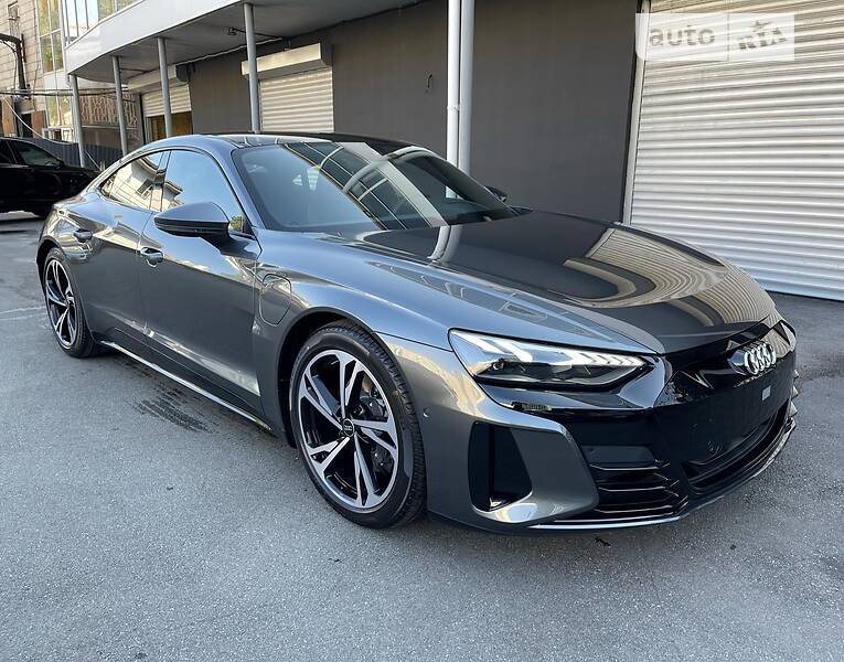 Лифтбек Audi e-tron GT 2022 в Киеве