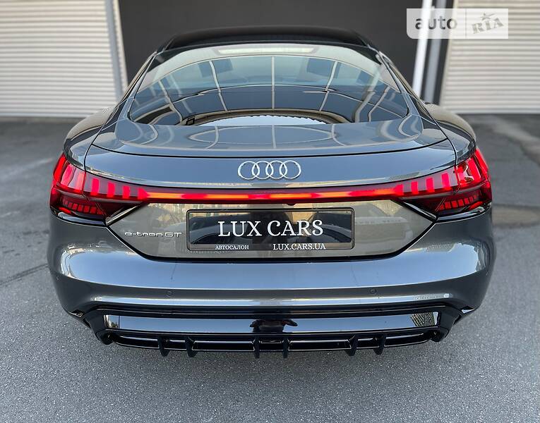 Лифтбек Audi e-tron GT 2022 в Киеве