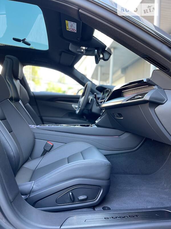 Лифтбек Audi e-tron GT 2022 в Киеве