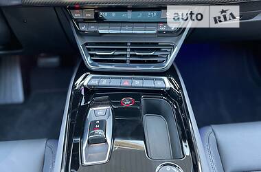 Лифтбек Audi e-tron GT 2022 в 