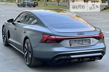 Ліфтбек Audi e-tron GT 2022 в 