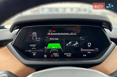 Лифтбек Audi e-tron GT 2022 в 
