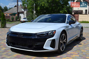 Лифтбек Audi e-tron GT 2023 в 