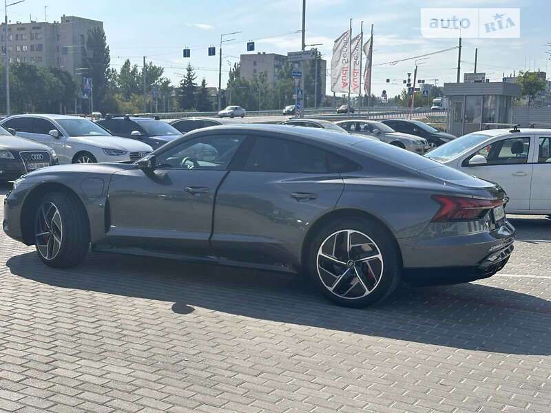 Лифтбек Audi e-tron GT 2022 в Киеве