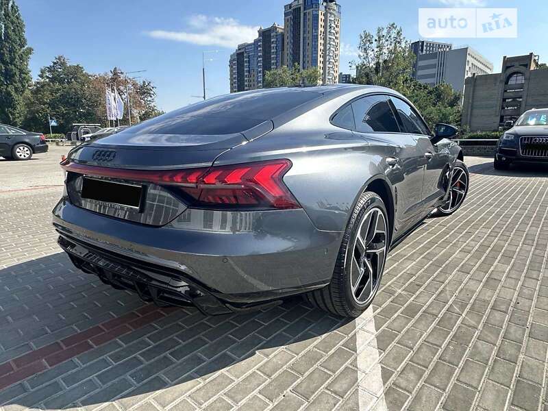 Лифтбек Audi e-tron GT 2022 в Киеве