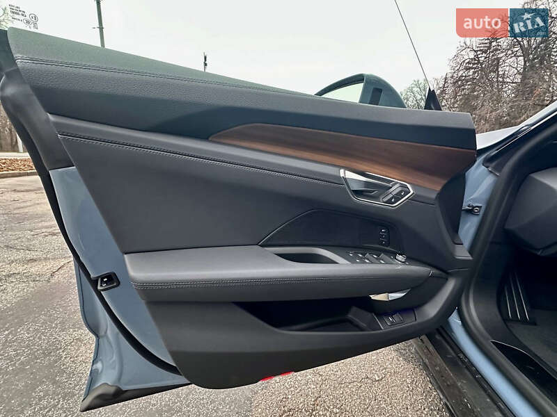 Лифтбек Audi e-tron GT 2023 в Киеве