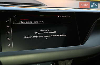 Лифтбек Audi e-tron GT 2021 в 