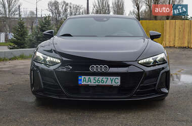 Ліфтбек Audi e-tron GT 2021 в 