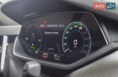 Ліфтбек Audi e-tron GT 2021 в 