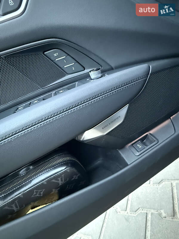 Лифтбек Audi e-tron GT 2023 в Кривом Роге