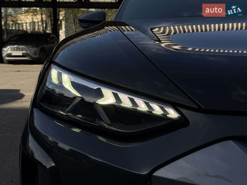 Лифтбек Audi e-tron GT 2021 в Киеве
