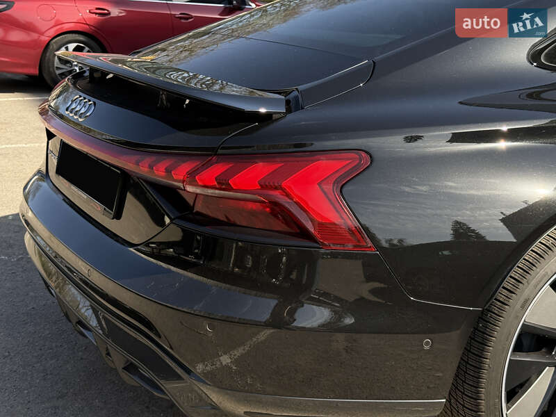 Лифтбек Audi e-tron GT 2021 в Киеве