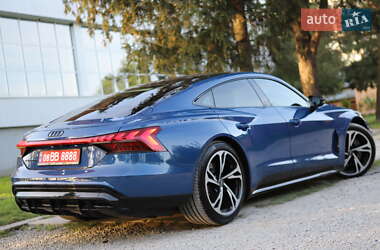 Лифтбек Audi e-tron GT 2022 в 