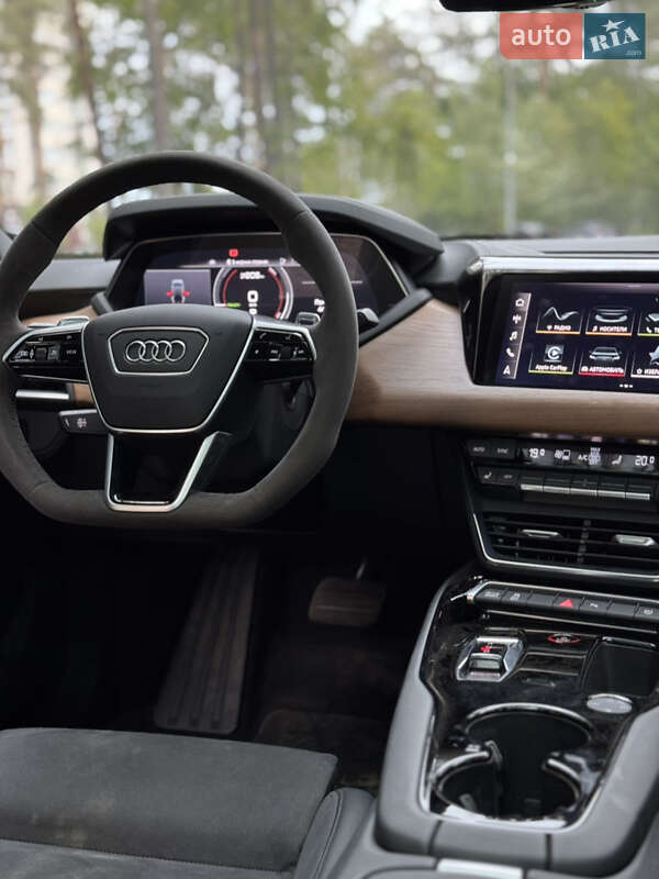 Лифтбек Audi e-tron GT 2022 в Киеве фото 18 Лифтбек Audi e-tron GT 2022 в Киеве