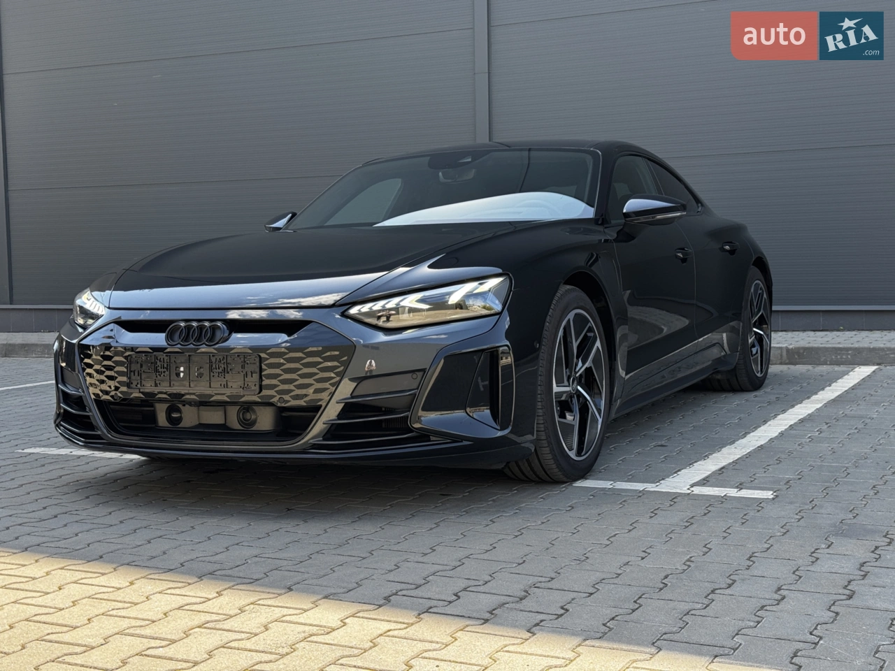 2022 Audi e-tron GT - мініатюра 45