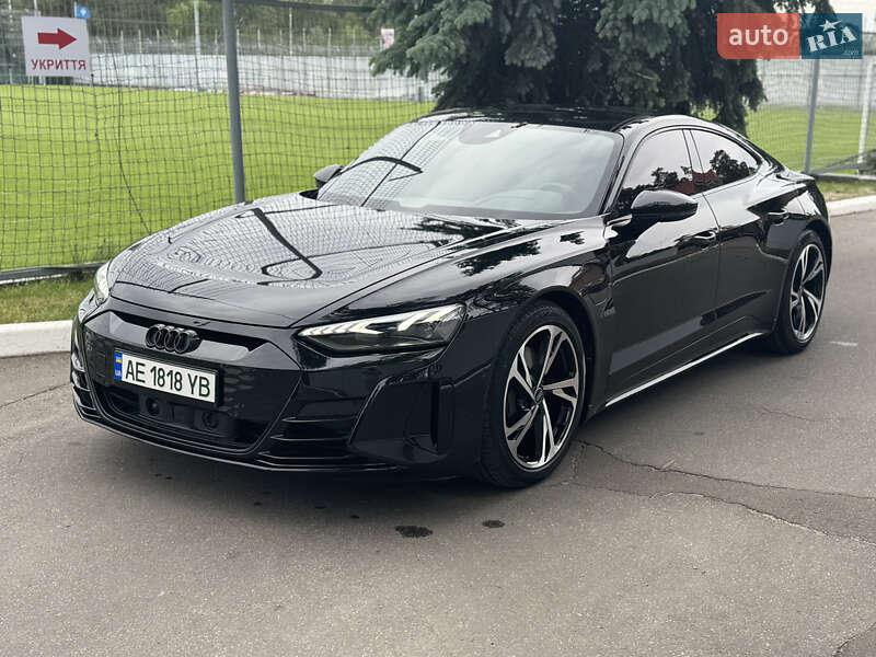 Лифтбек Audi e-tron GT 2024 в Киеве