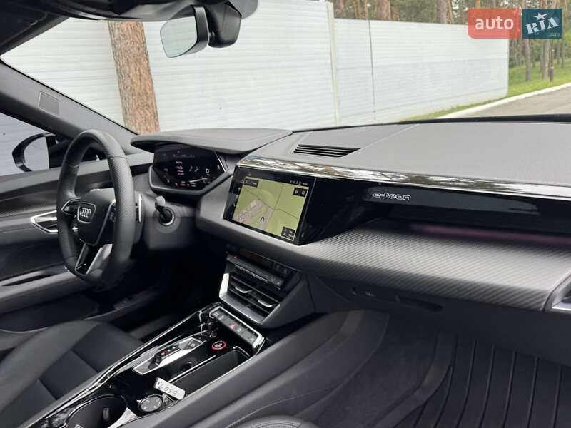 Лифтбек Audi e-tron GT 2024 в Киеве