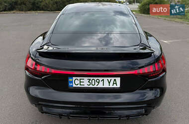 Лифтбек Audi e-tron GT 2023 в 