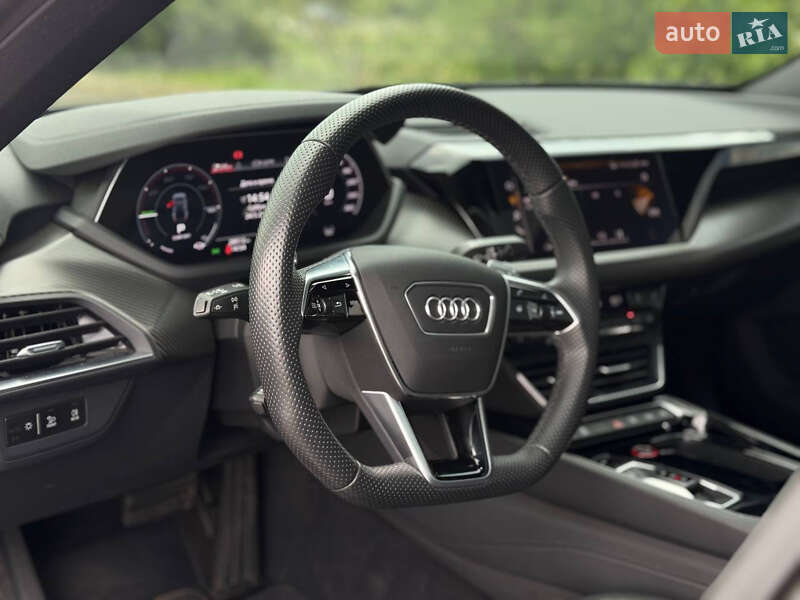 Лифтбек Audi e-tron GT 2023 в Кривом Роге