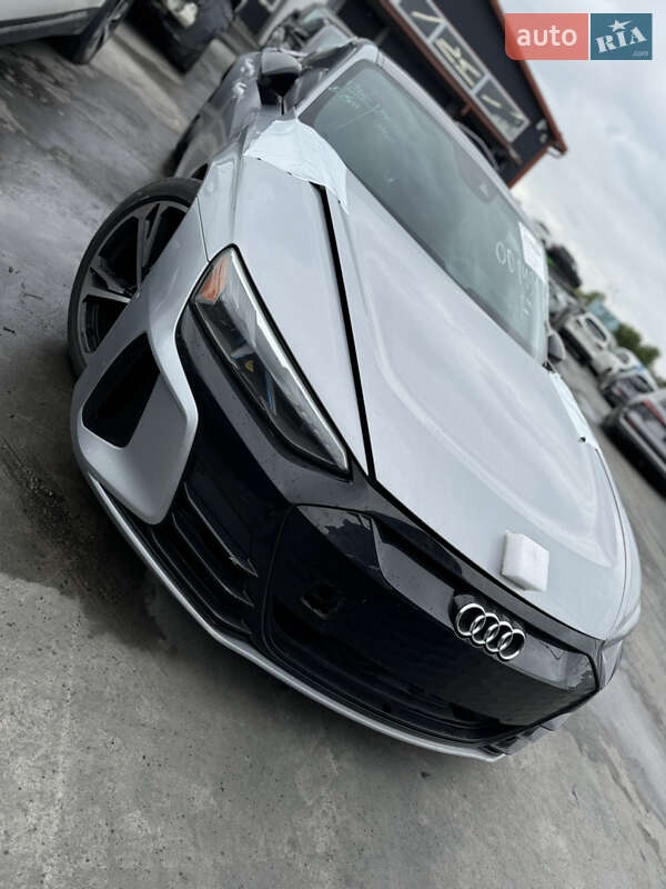 Лифтбек Audi e-tron GT 2022 в Львове